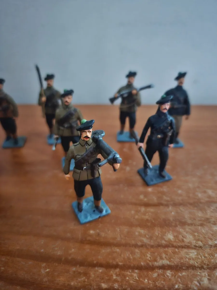 Britain's Code3 Irish War of Independence Black an - Image 2