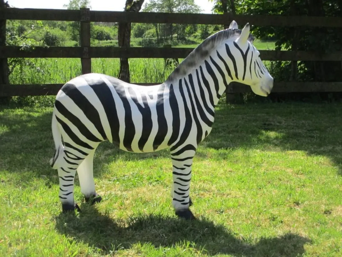 Novelty Zebra Statue - Image 2