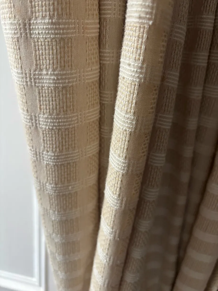 Bespoke hand made Goblet pleat Curtains - Image 4