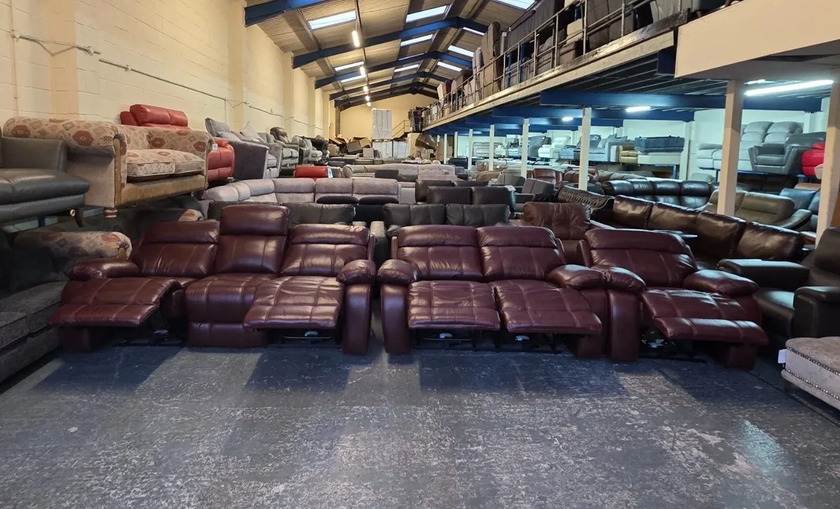 Moreno burgundy leather electric sofa set - Image 2