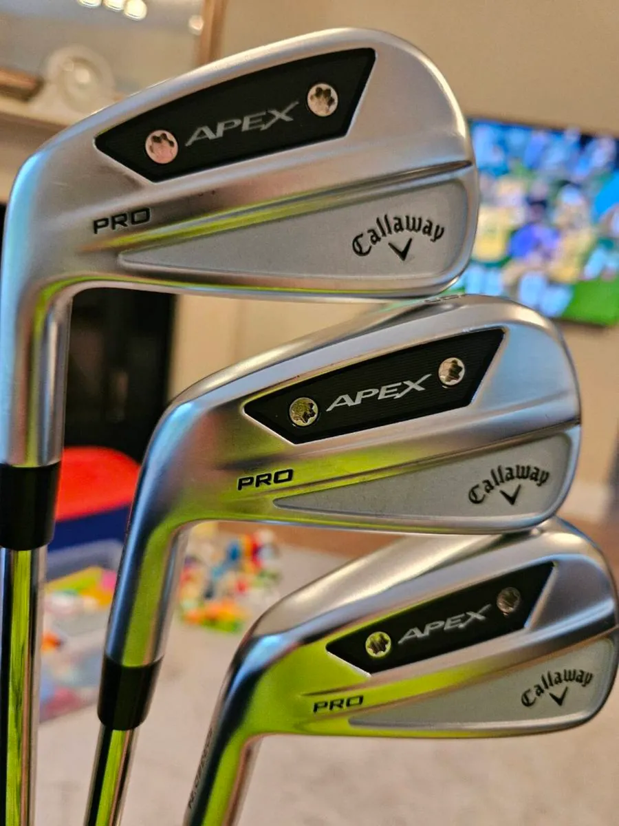 Callaway Apex Pro 24 Irons Left Handed - Image 1