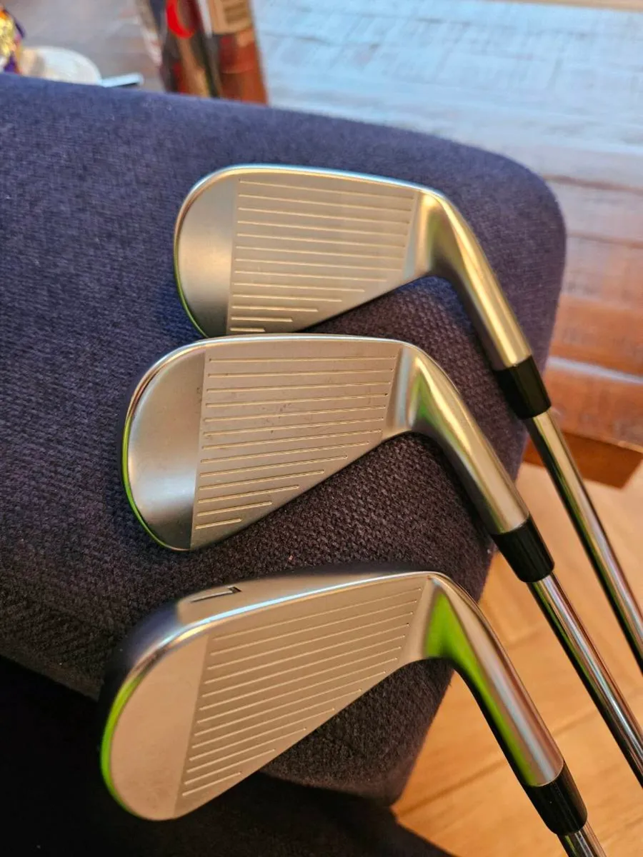 Callaway Apex Pro 24 Irons Left Handed - Image 3