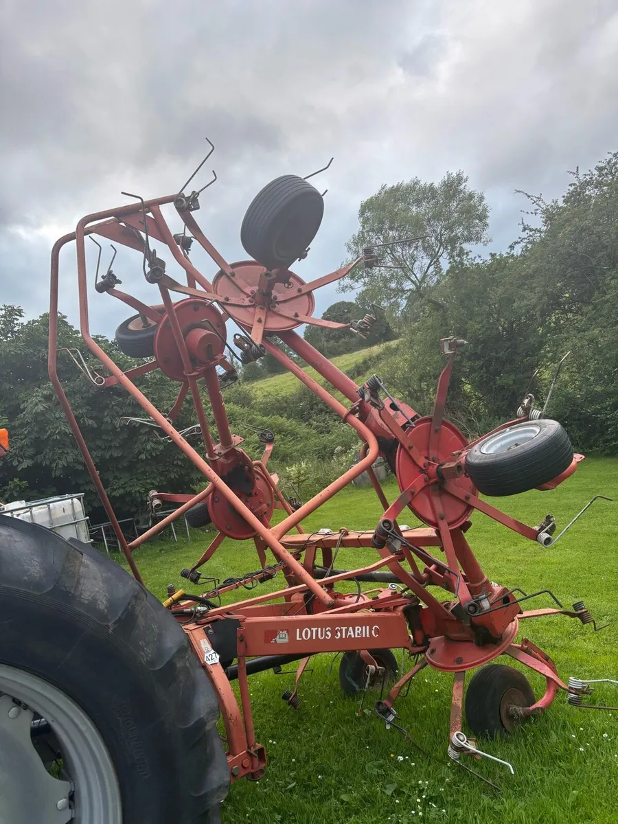 Lely lotus Tedder - Image 1