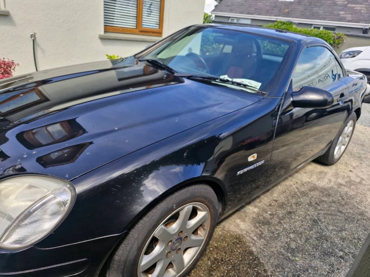 1999 Mercedes Benz SKL 230 - Image 2