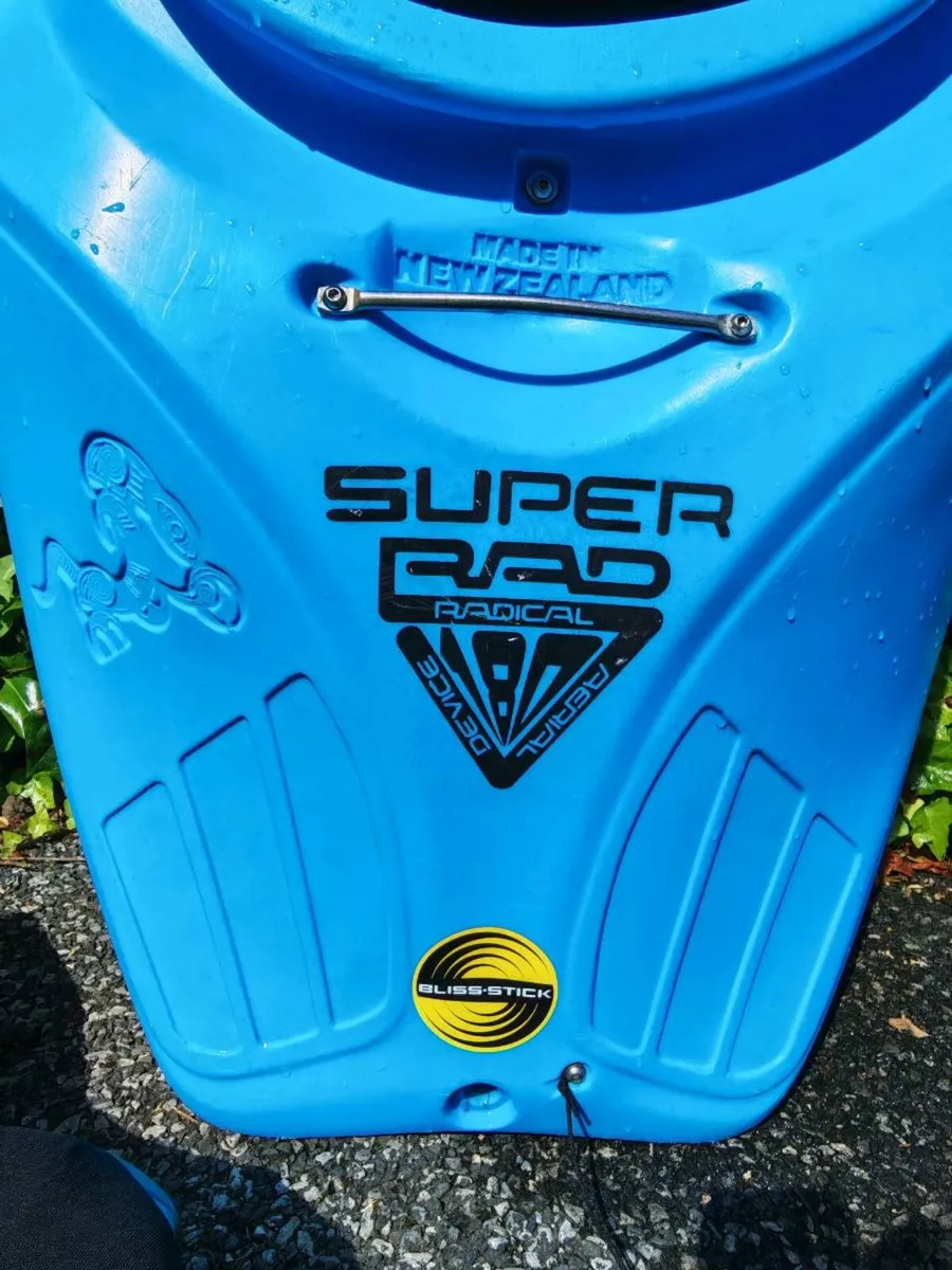 Bliss Stick Super Rad 180 kayak playboat - Image 1