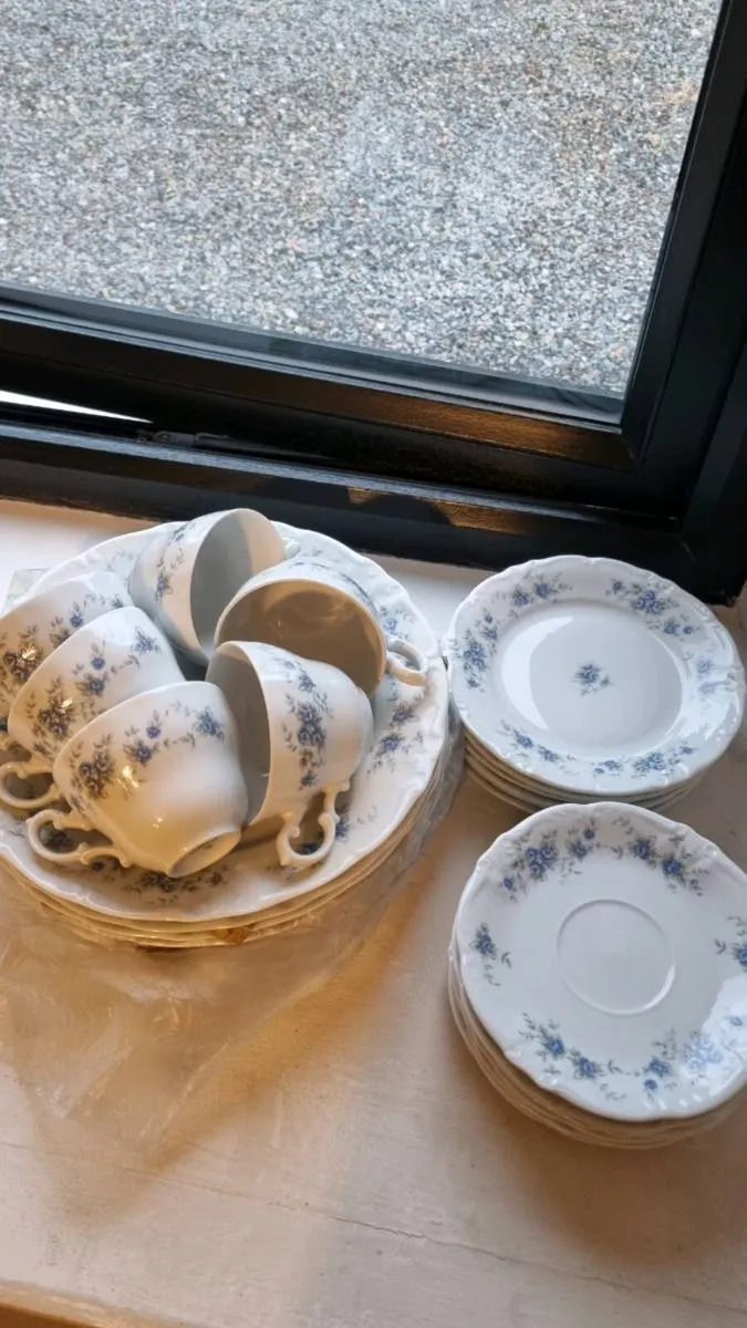 China set - Image 2