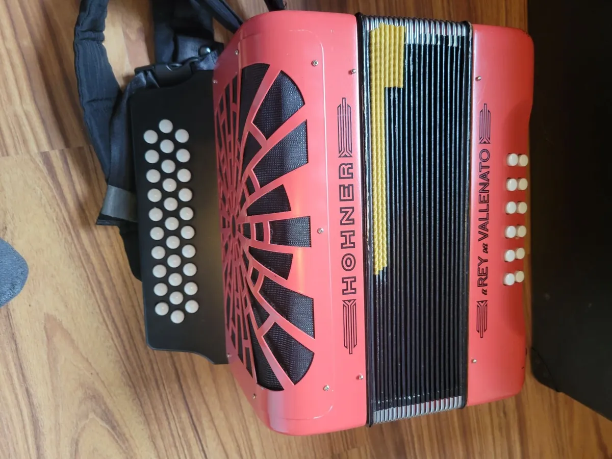 Accordion hohner el ray vallentino 3 row - Image 2