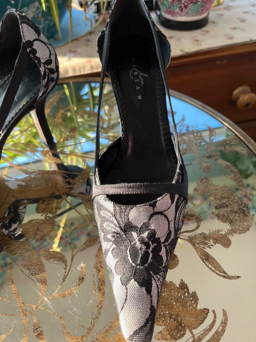 Lu Marian Dressy Occasion Shoes Size 7 - Image 2