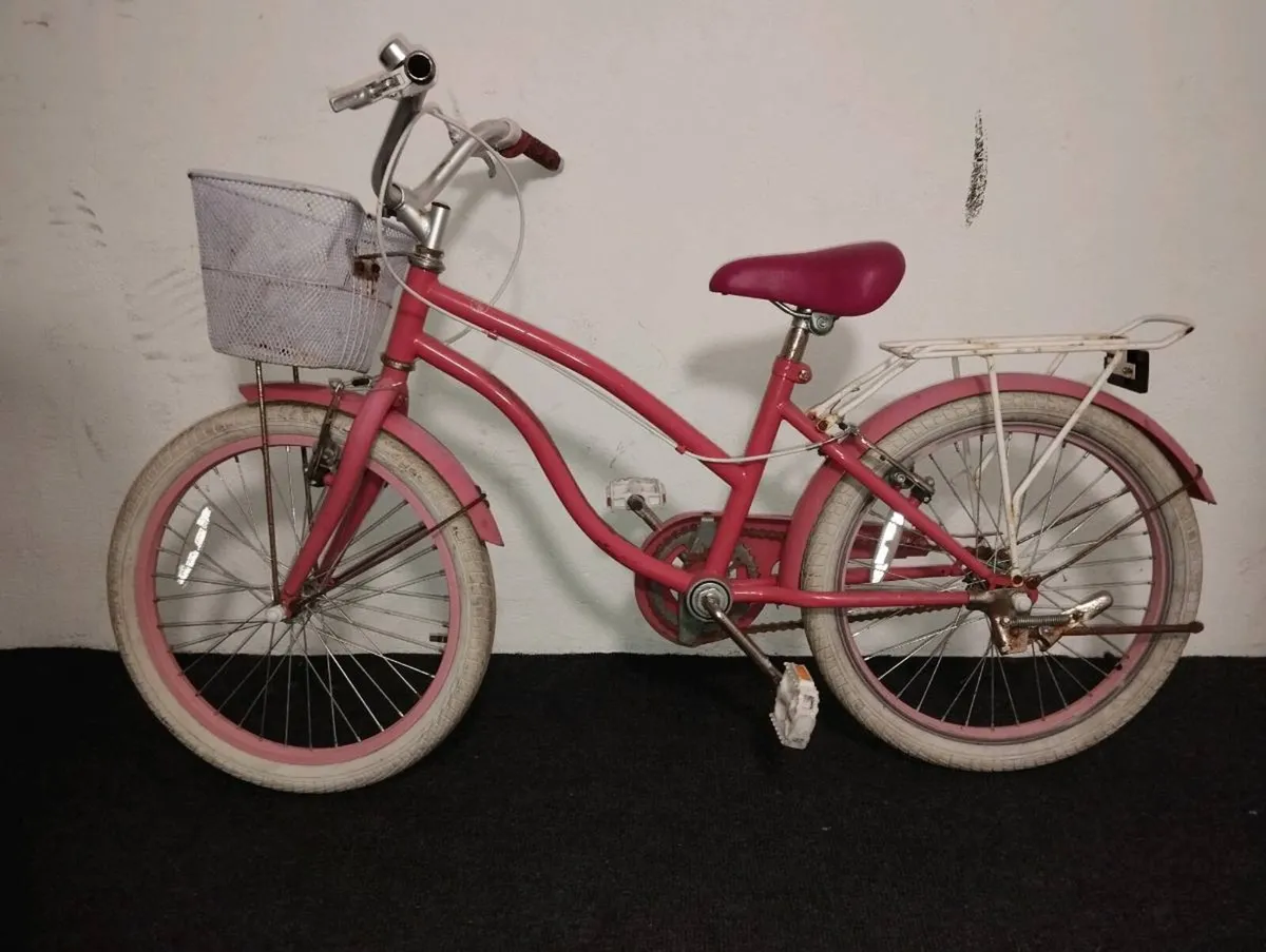 Girls 20inch bike - Image 2