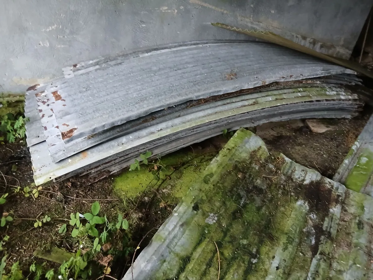 Galvanised sheeting - Image 1