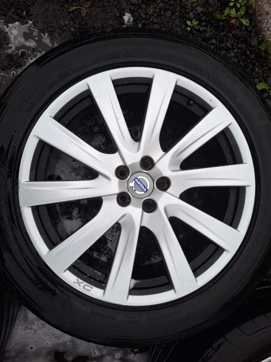 20" Genuine Volvo XC 60 ,90 Alloys with tyres - Image 2