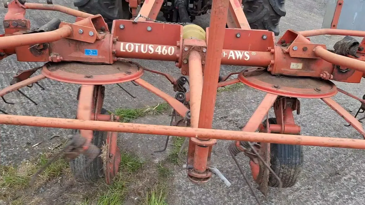 Lely Lotus 460 tedder - Image 2