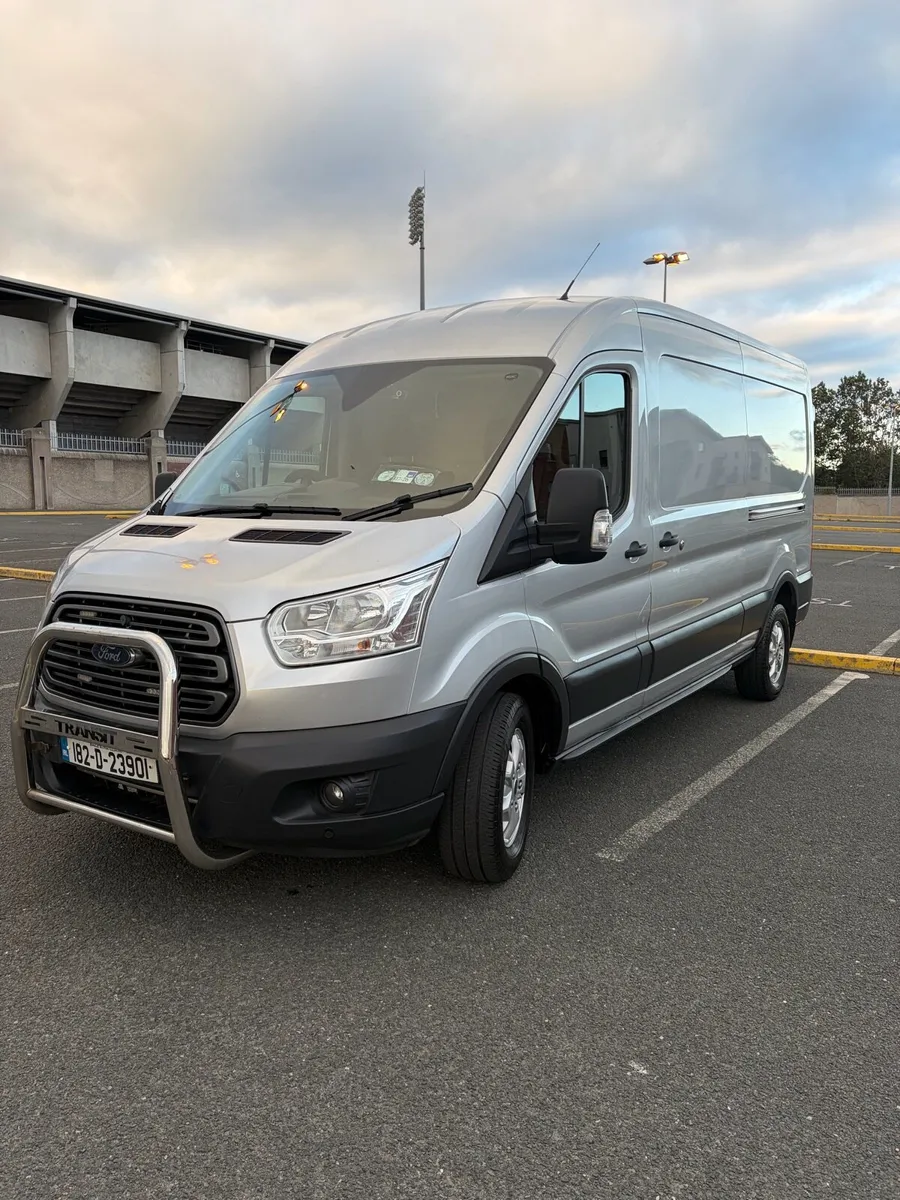 182D Ford Transit 350 3.5 length - Image 1