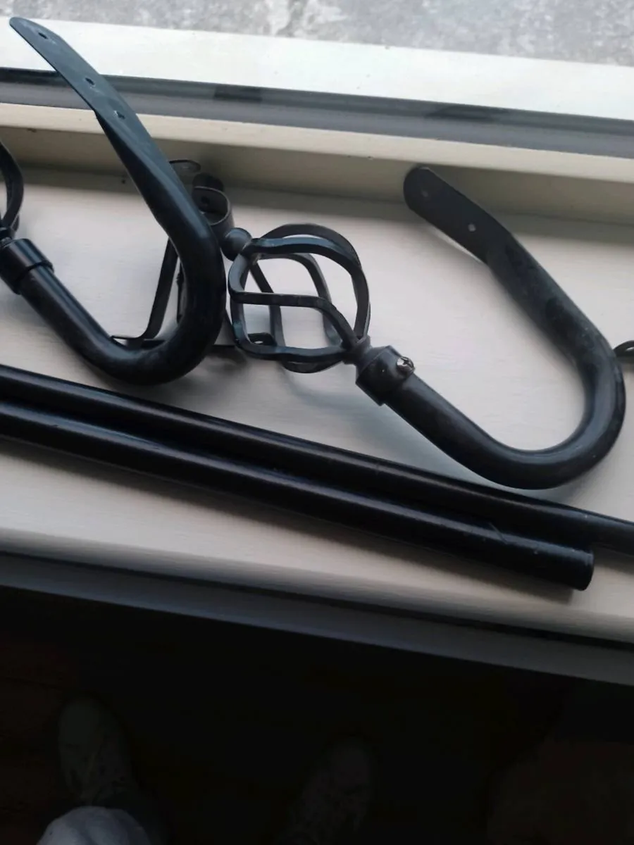 Curtain pole - Image 4