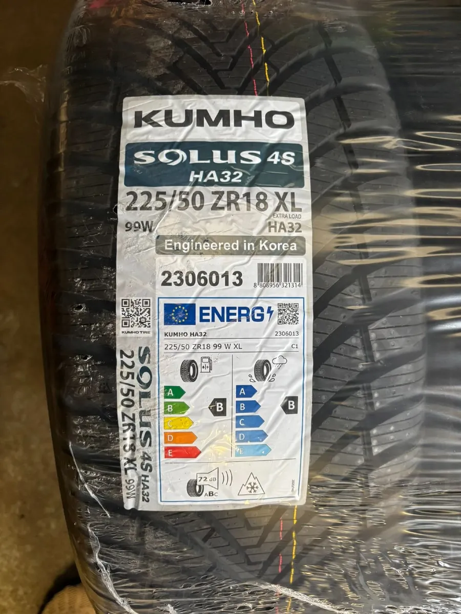 4xTyres - Kumho Solus All-Season - 225/50 ZR18 - Image 2