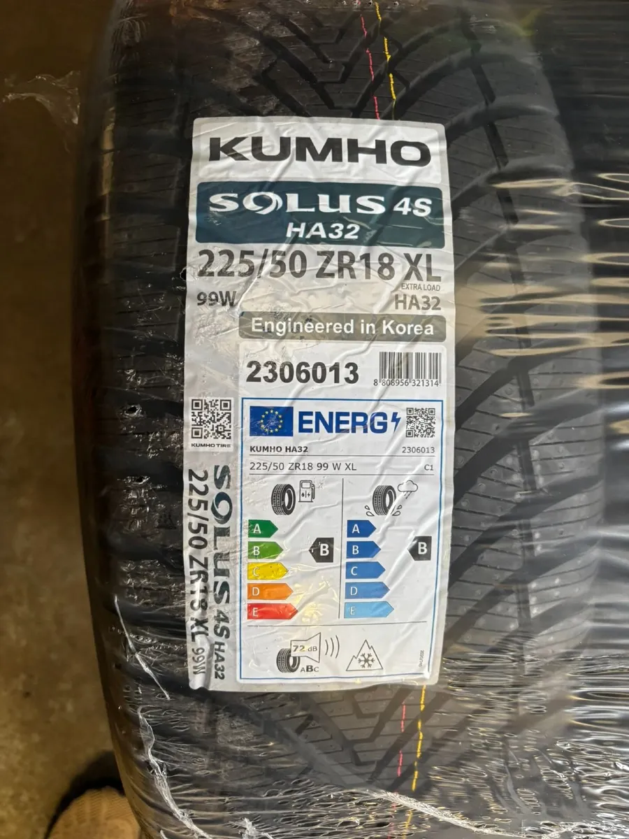 4xTyres - Kumho Solus All-Season - 225/50 ZR18 - Image 4