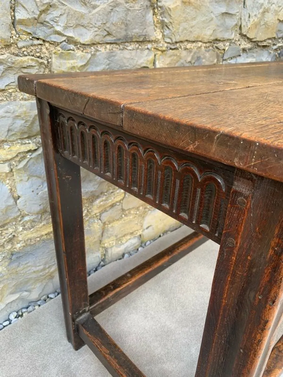 Early 20th Century Jacobean Revival Solid Oak Console Table. - Image 3