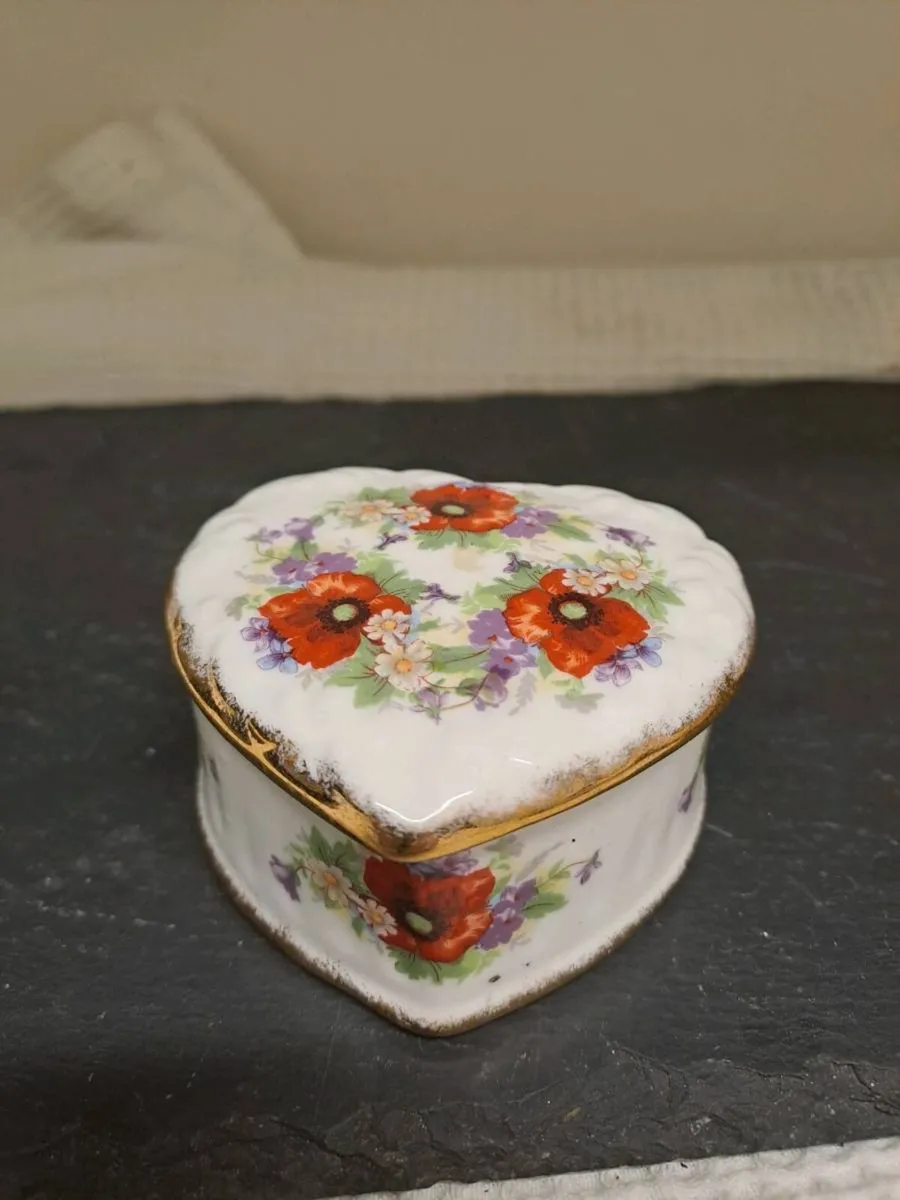 Florence Collectables Fine Bone China - Image 1