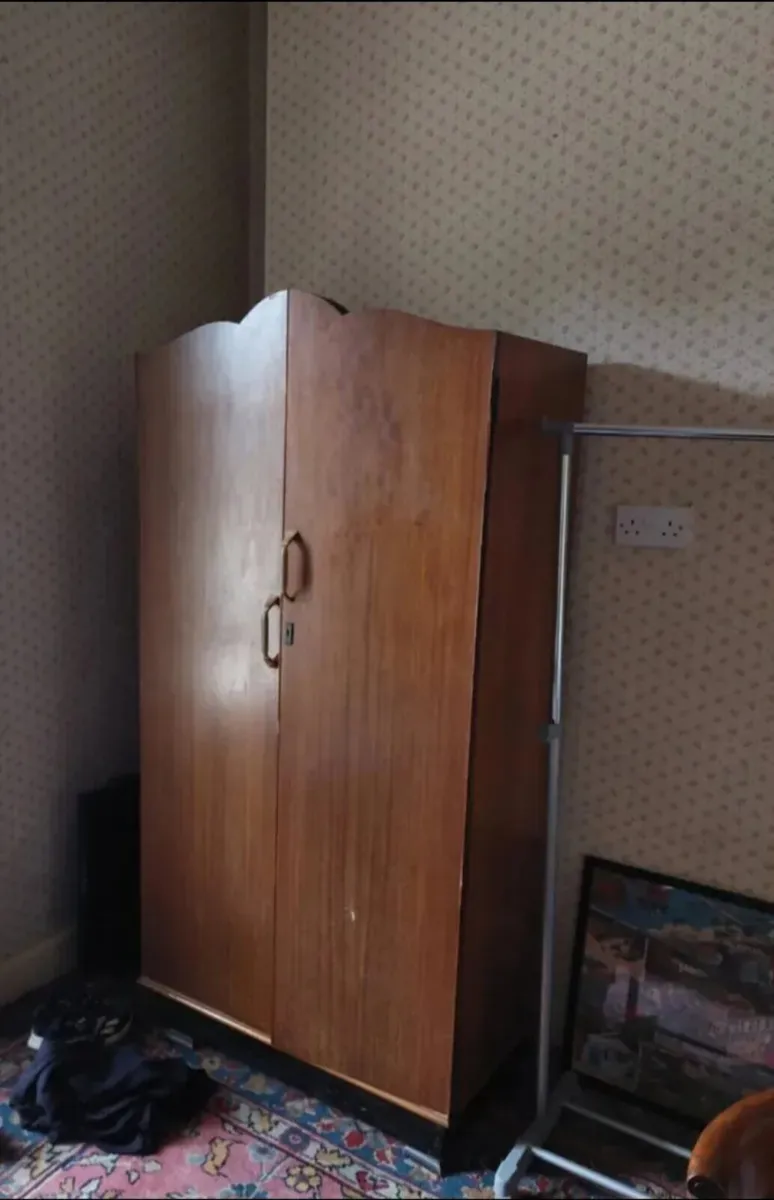 Furniture Lot - Image 3