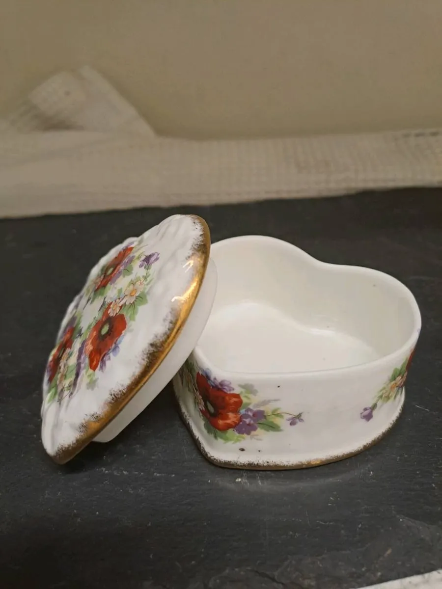 Florence Collectables Fine Bone China - Image 2