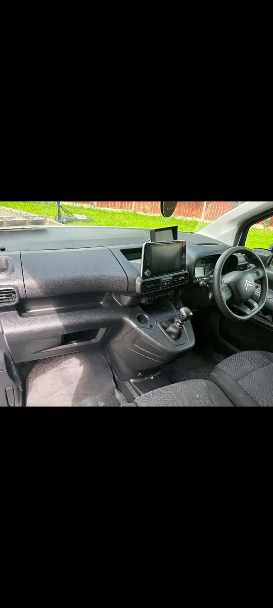 Citroen Berlingo 2024 - Image 1