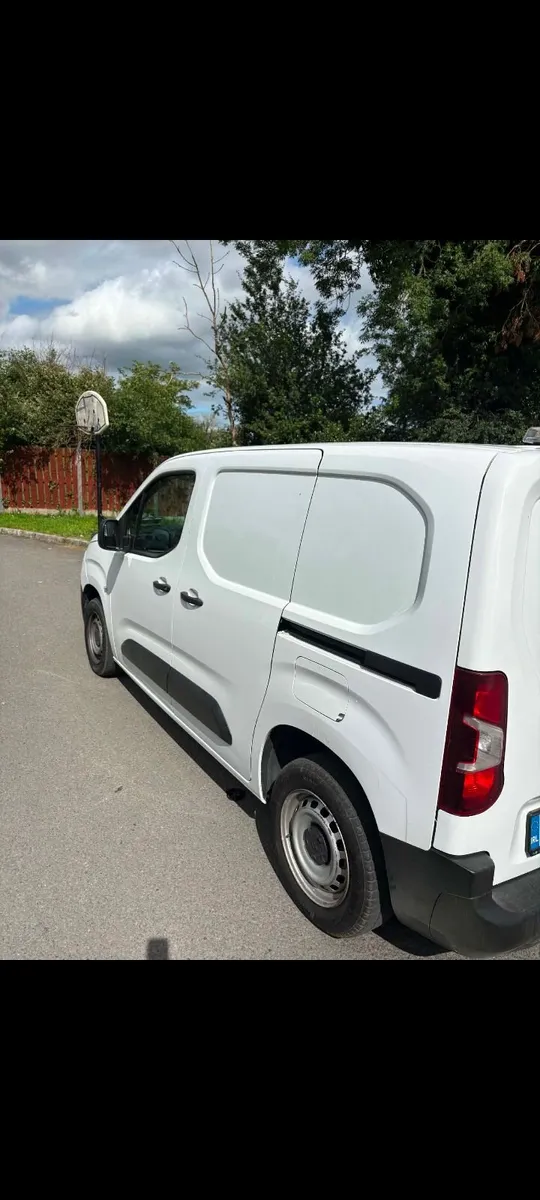 Citroen Berlingo 2024 - Image 3
