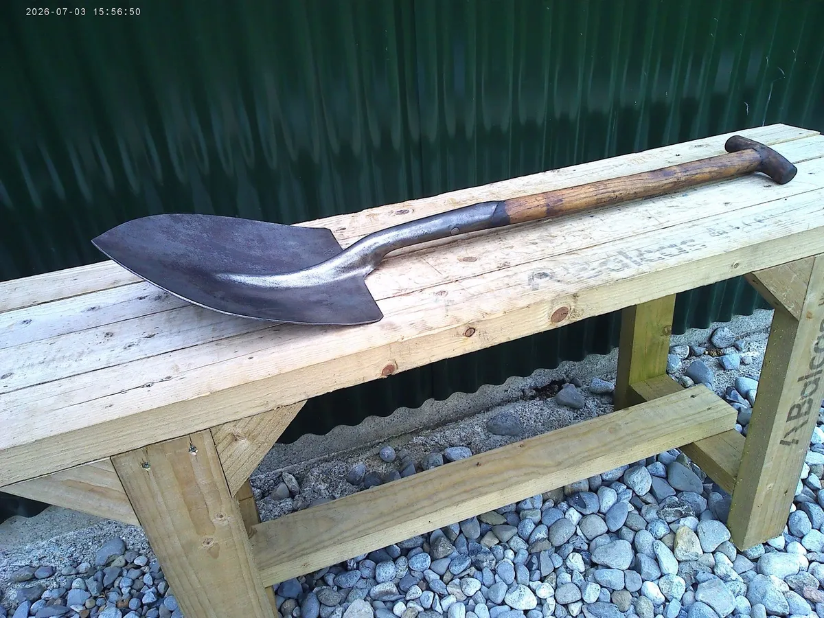Shovel - Image 3