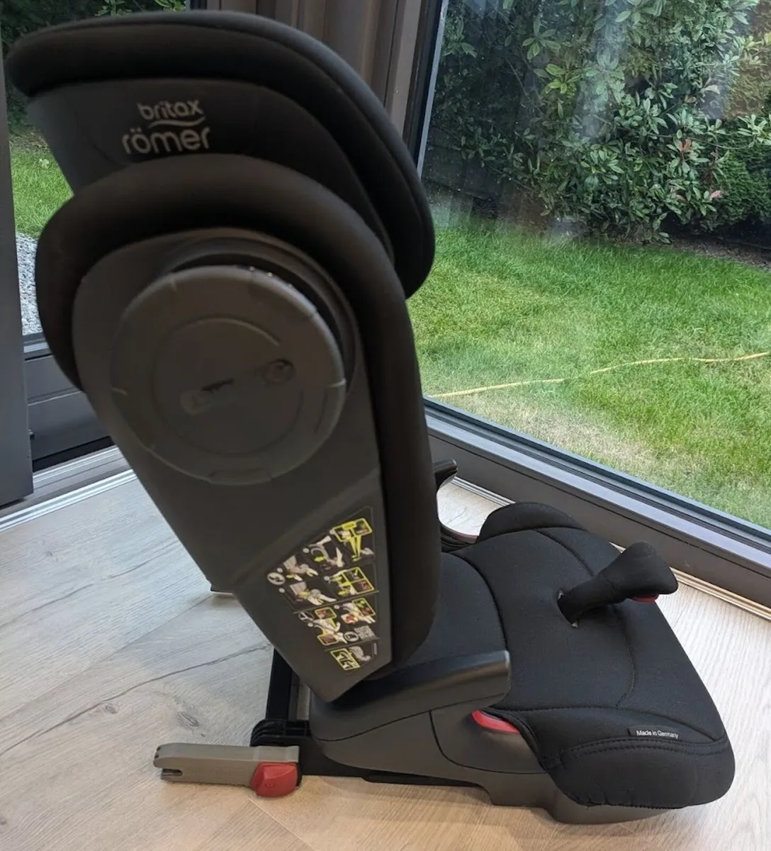 Britax Romer Kidfix III S XP & SICT Car Seat Black - Image 4
