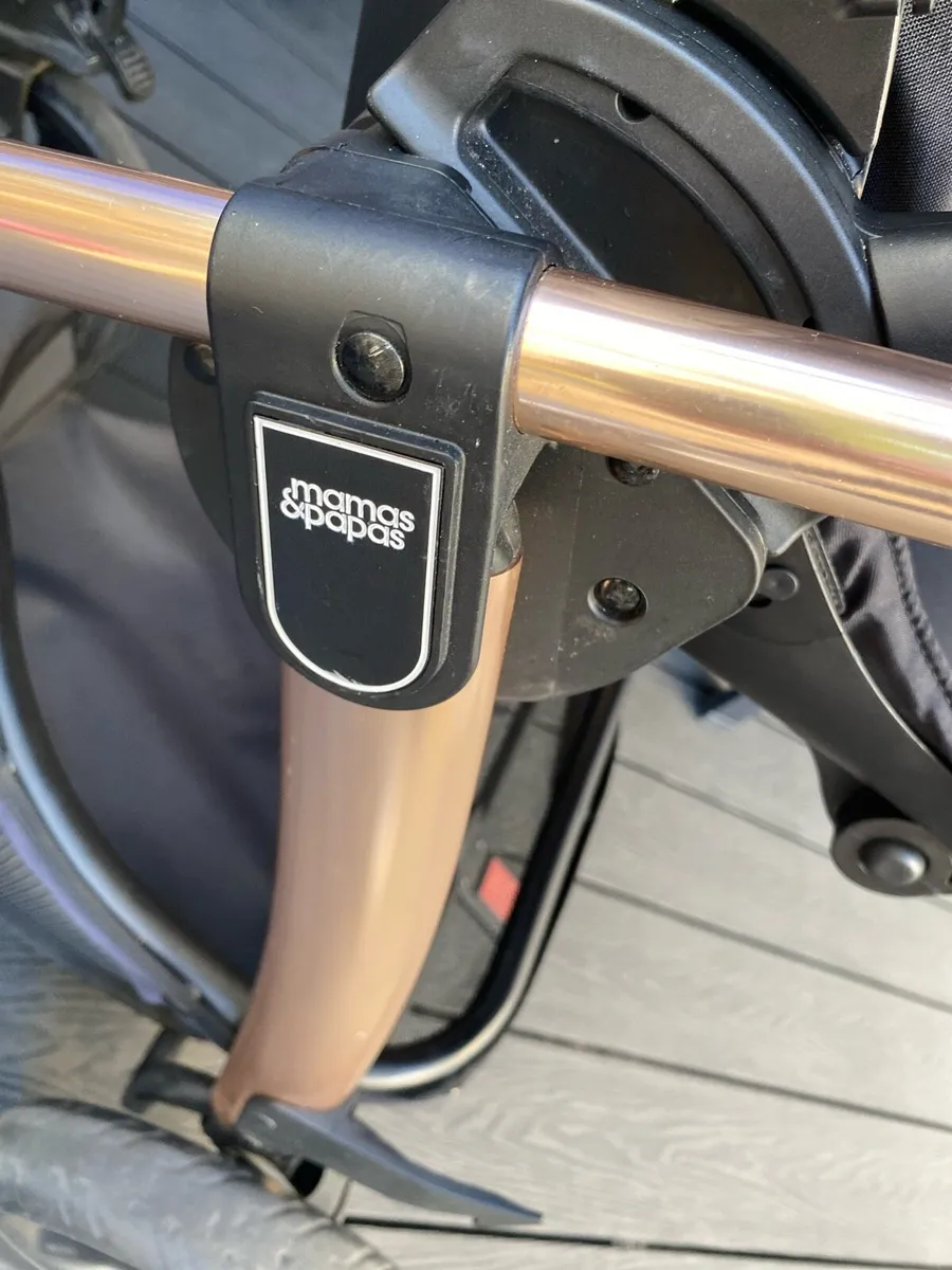 Mamas &Papas rose gold pram with Buggie - Image 4