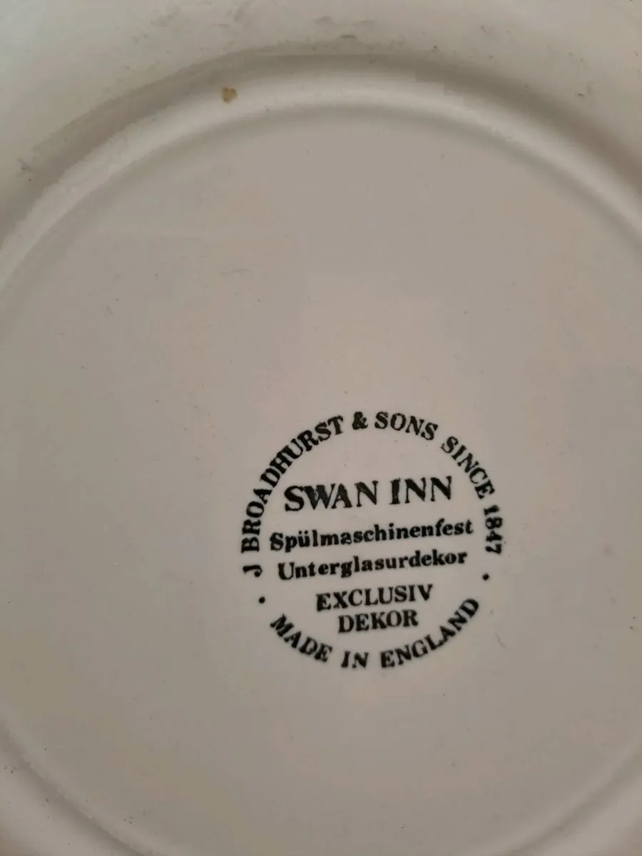 Broadhurst & Sons Swan Inn - Image 3
