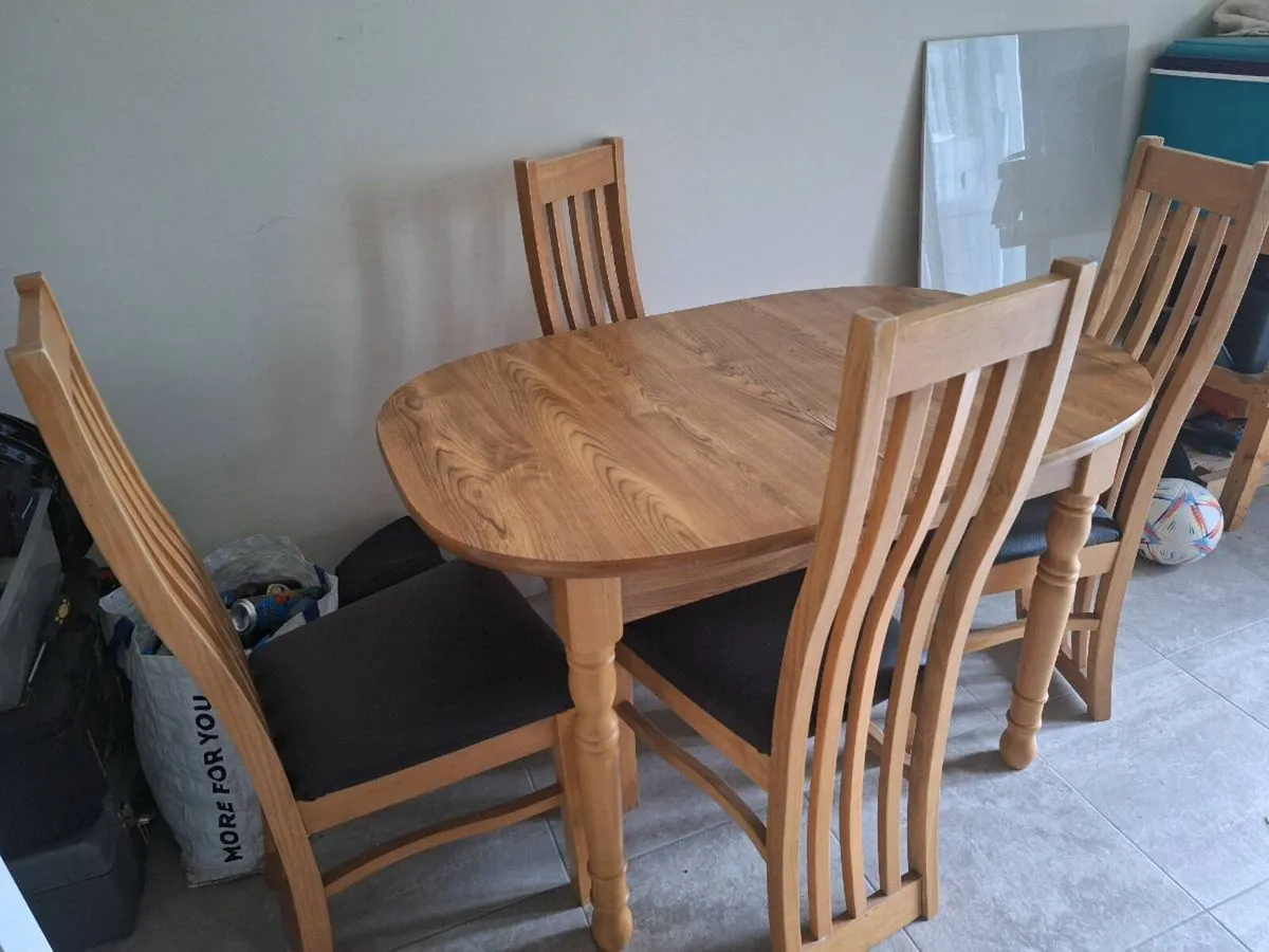 Kitchen Table & 4 chairs for sale - Image 3
