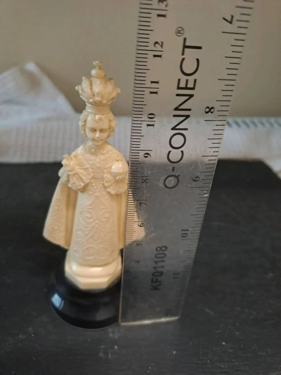 Vintage Infant of Prague Statue – Made in Italy - Image 2