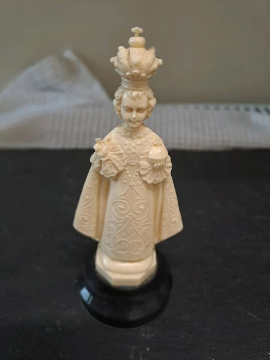Vintage Infant of Prague Statue – Made in Italy - Image 1