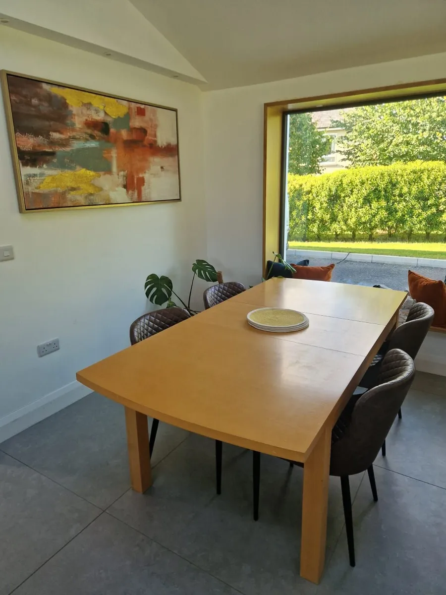 Dinning table - Image 3