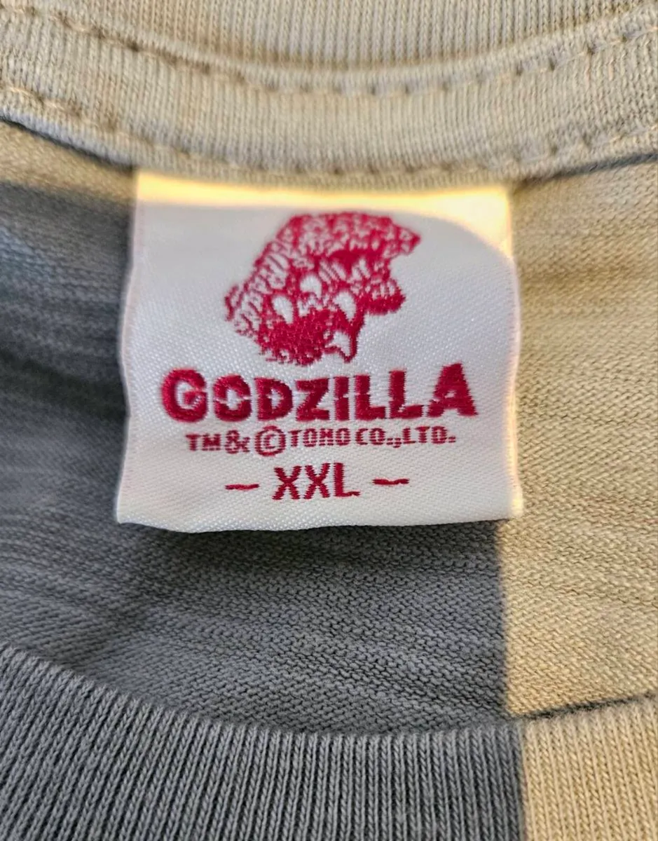 Godzilla Themed T shirt size XXL - Image 4