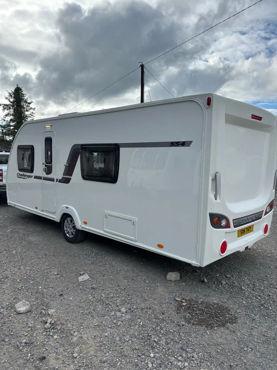 SWIFT CHALLENGER 554 FIXED BED - Image 2