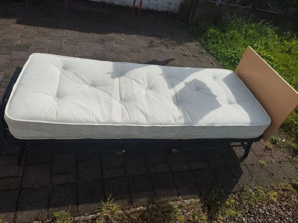 folding bed with mattress - Image 1