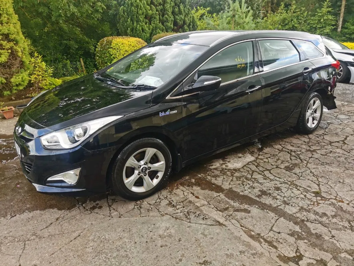 151 Hyundai i40 1.7 Diesel tourer - Image 3