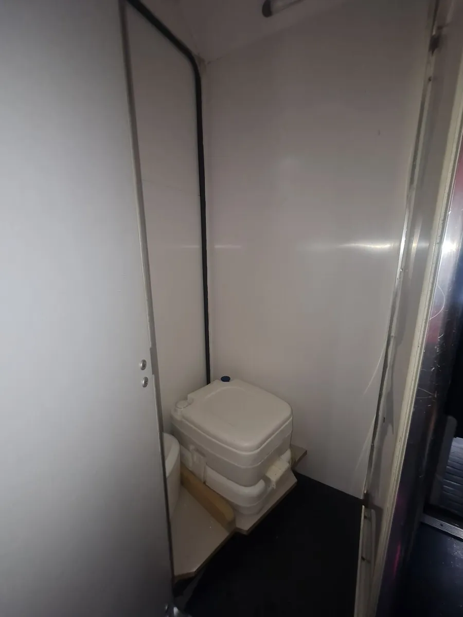 Camper Van - Image 2