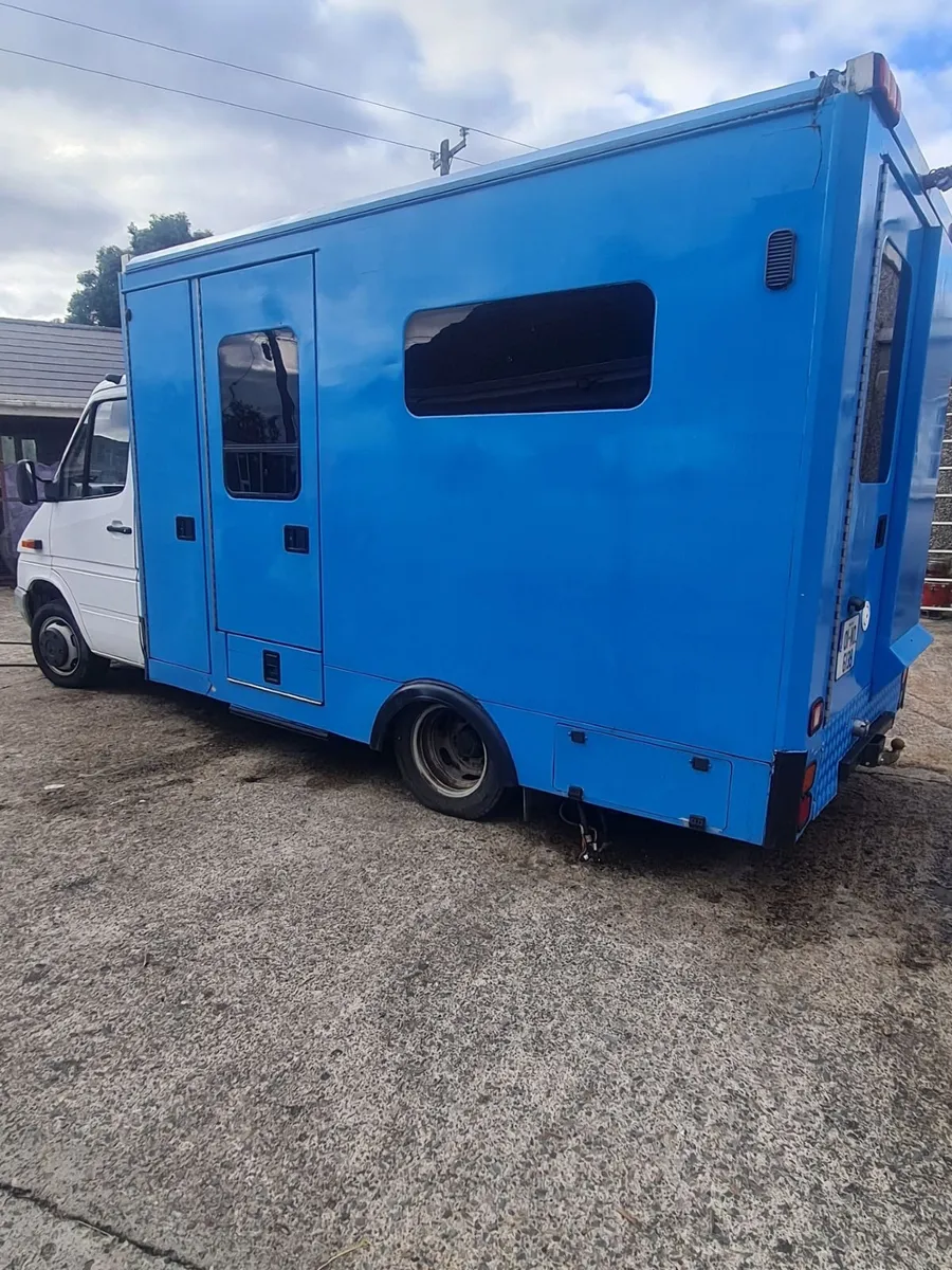 Camper Van - Image 1