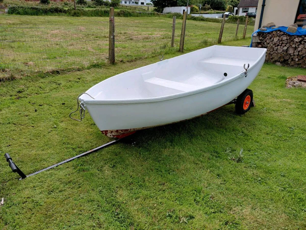 Boat and trailor - Image 2