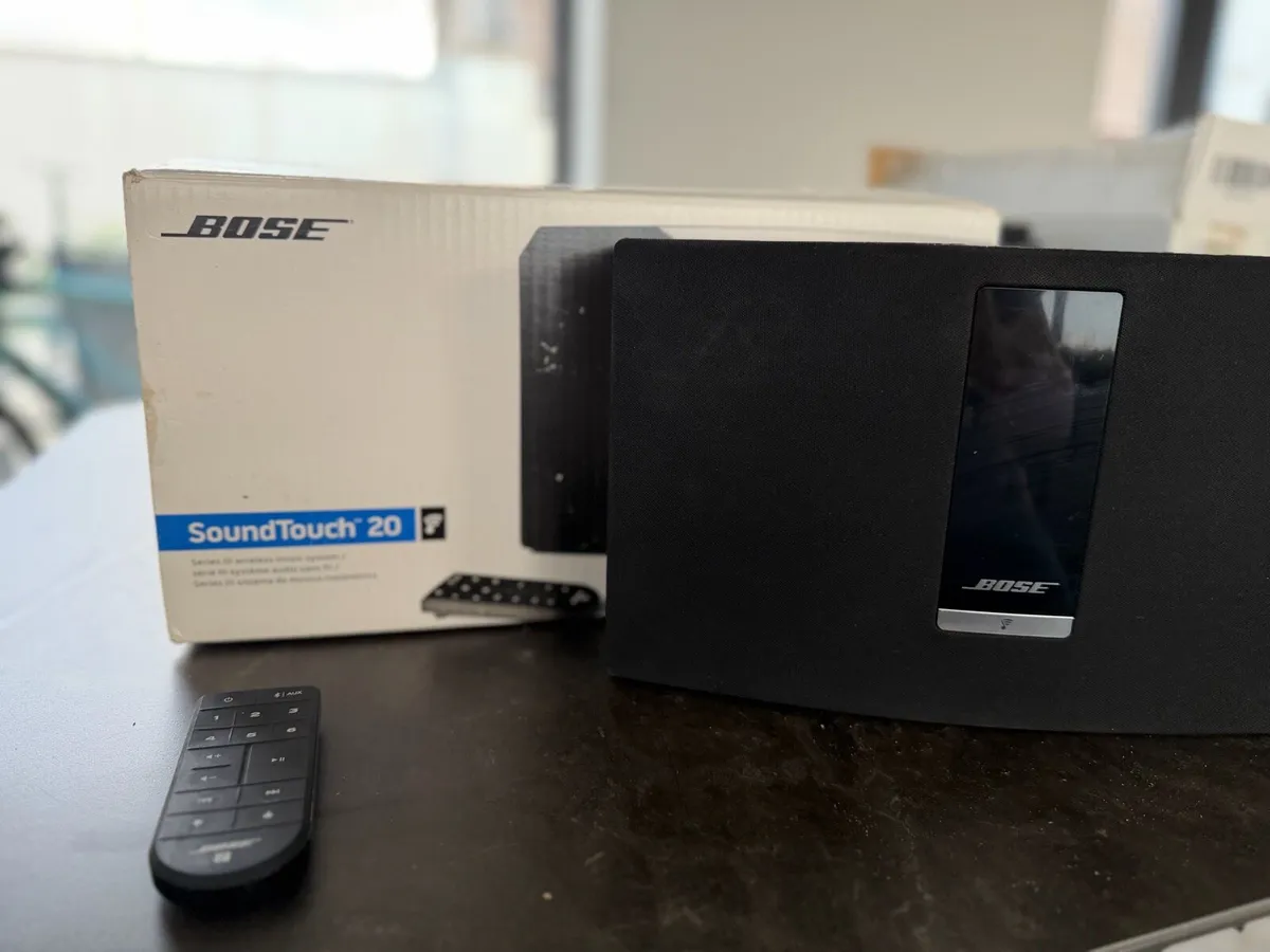Bose sound touch sound system - Image 1