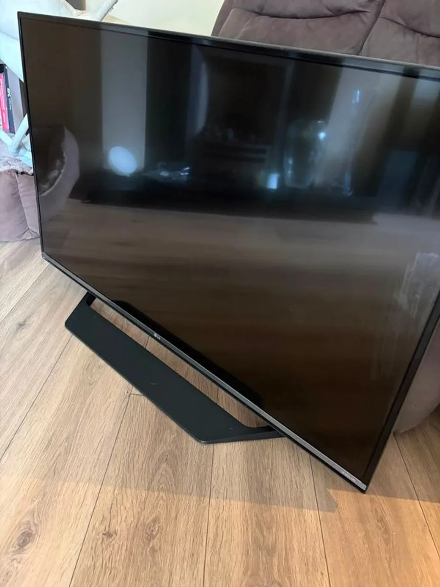 50 Inch Lg Uhd Smart Tv - Image 2