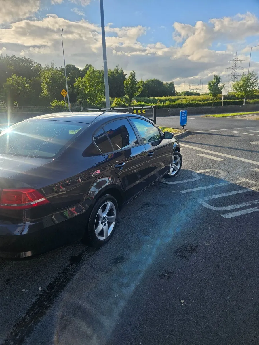 Volkswagen passat 1.6 TDI (Red I) - Image 2