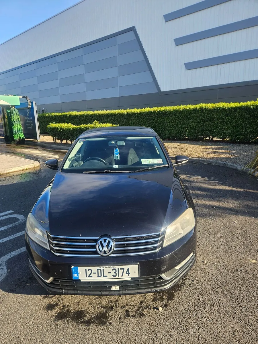 Volkswagen passat 1.6 TDI (Red I) - Image 3