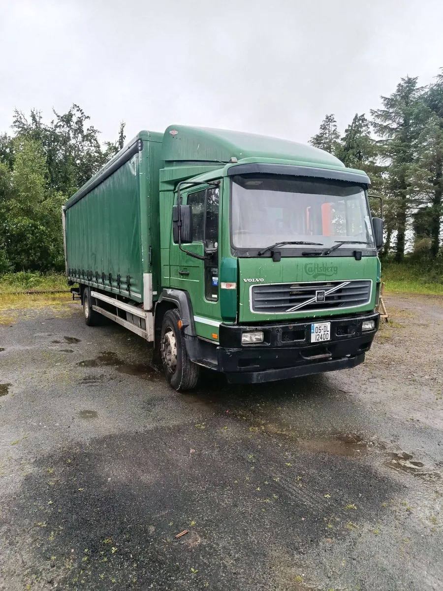 Volvo Other 2005 - Image 2