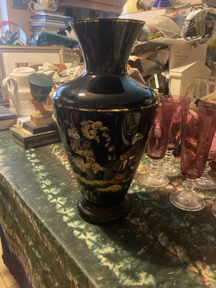 Vintage Japanese glass vase free postage - Image 1
