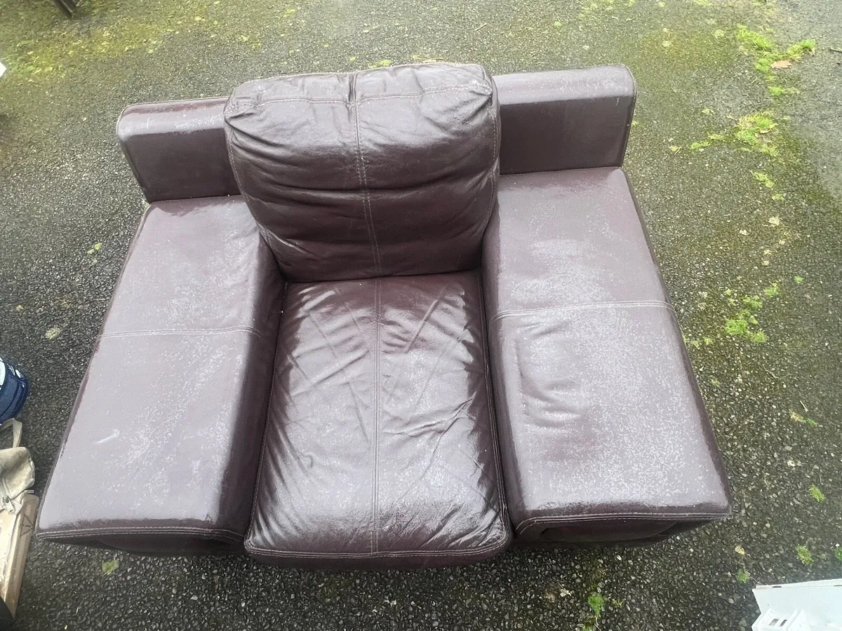 Leather sofa & armchair - Image 4