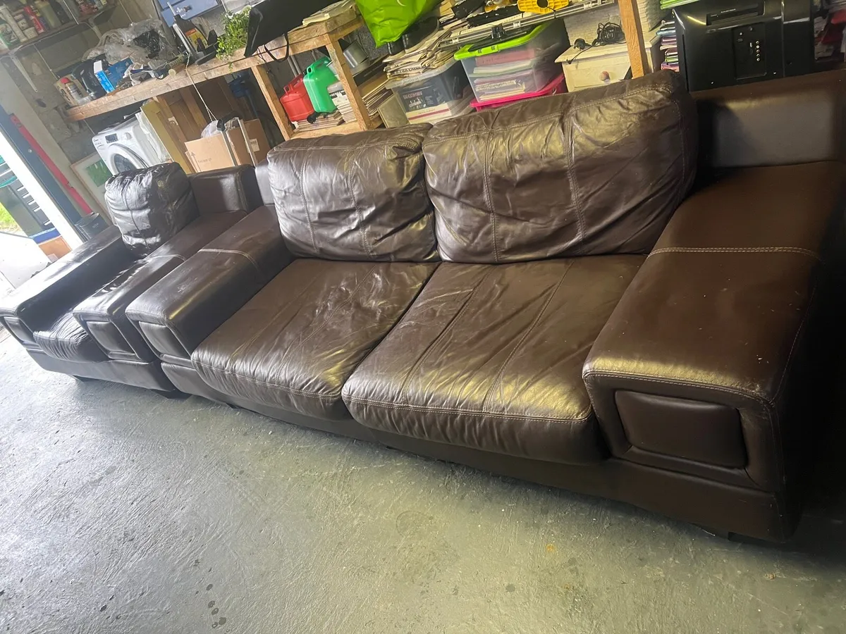 Leather sofa & armchair - Image 1