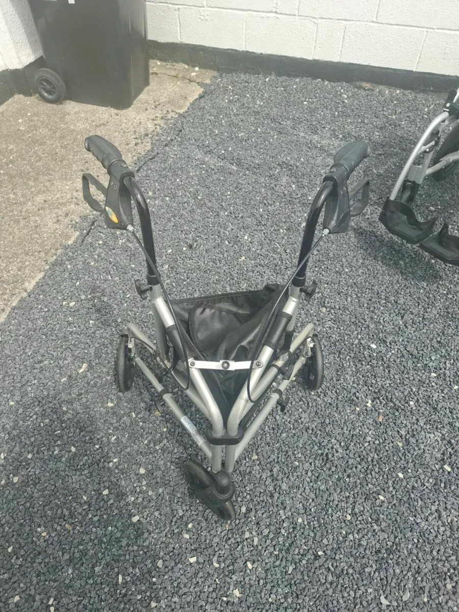 3 wheeler walker - Image 1